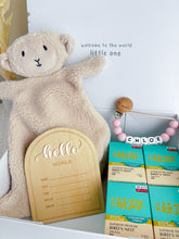 Load image into Gallery viewer, Mama & Baby Essentials Gift Set